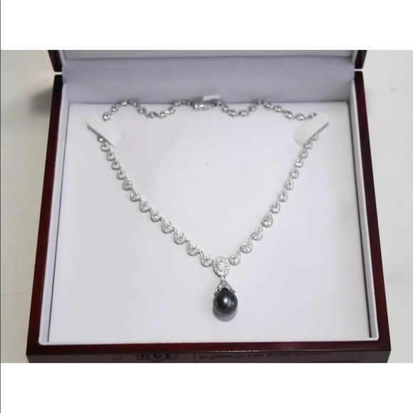 TARA 18k WHITE GOLD & 15mm BLACK TAHITIAN PEARL & 2 carat DIAMOND NECKLACE - Picture 3 of 10